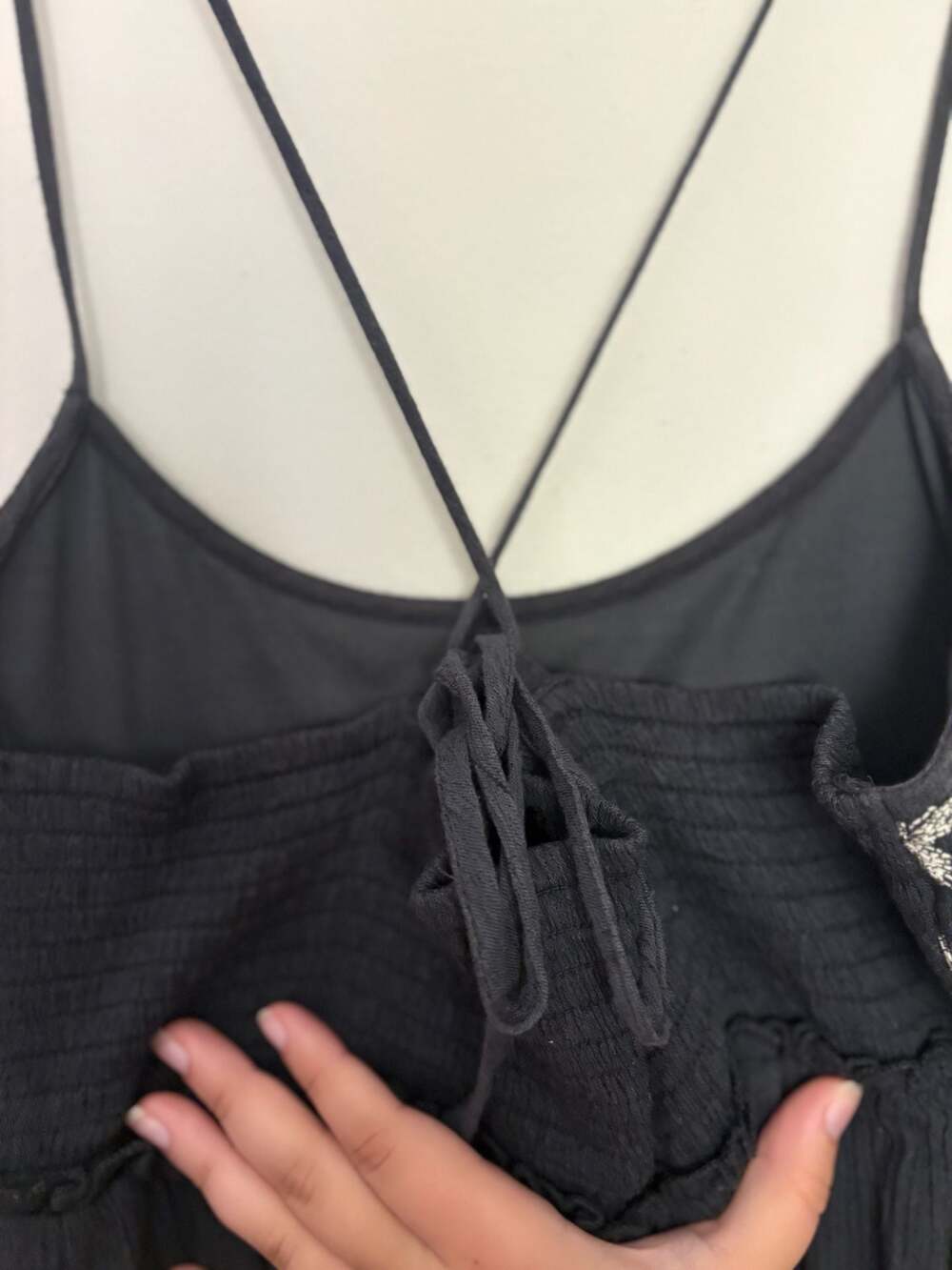 American Eagle Women's Boho Black White Embroidered Sleeveless Mini Dress Sz M - Picture 4 of 5